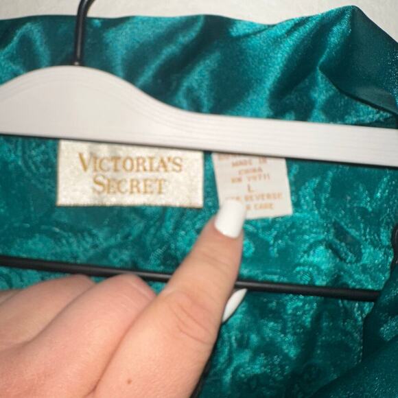 Vintage Victoria Secret Gold Label Emerald Green Paisley top sz l - Picture 4 of 4